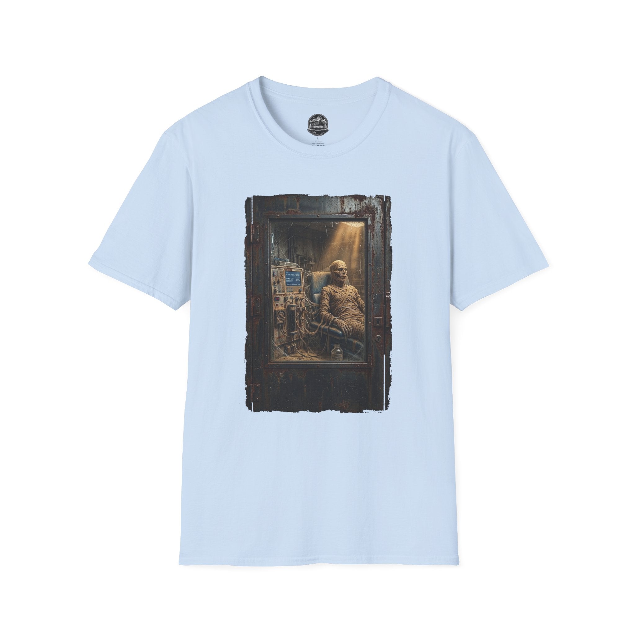 Horror Mummy Room Graphic T‑Shirt — Vintage Creepy Museum Scene Tee