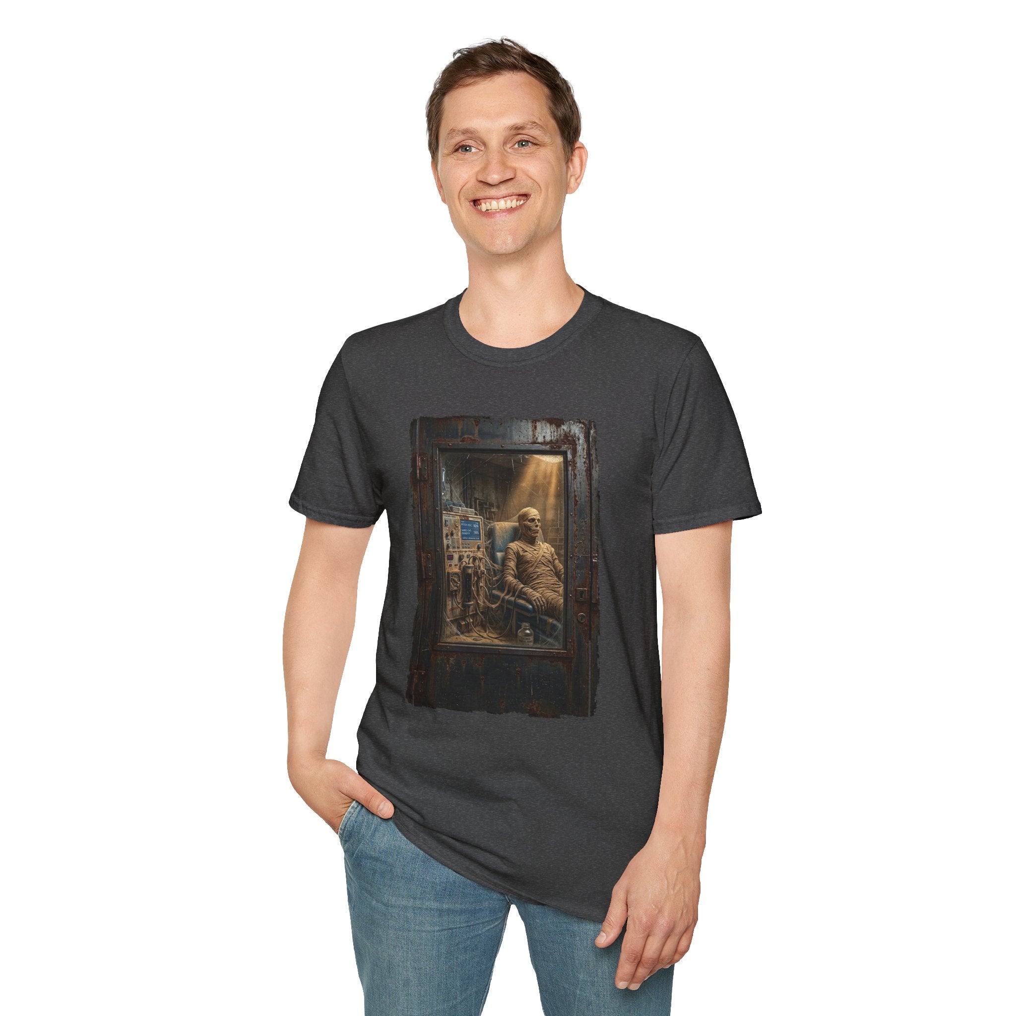 Horror Mummy Room Graphic T‑Shirt — Vintage Creepy Museum Scene Tee