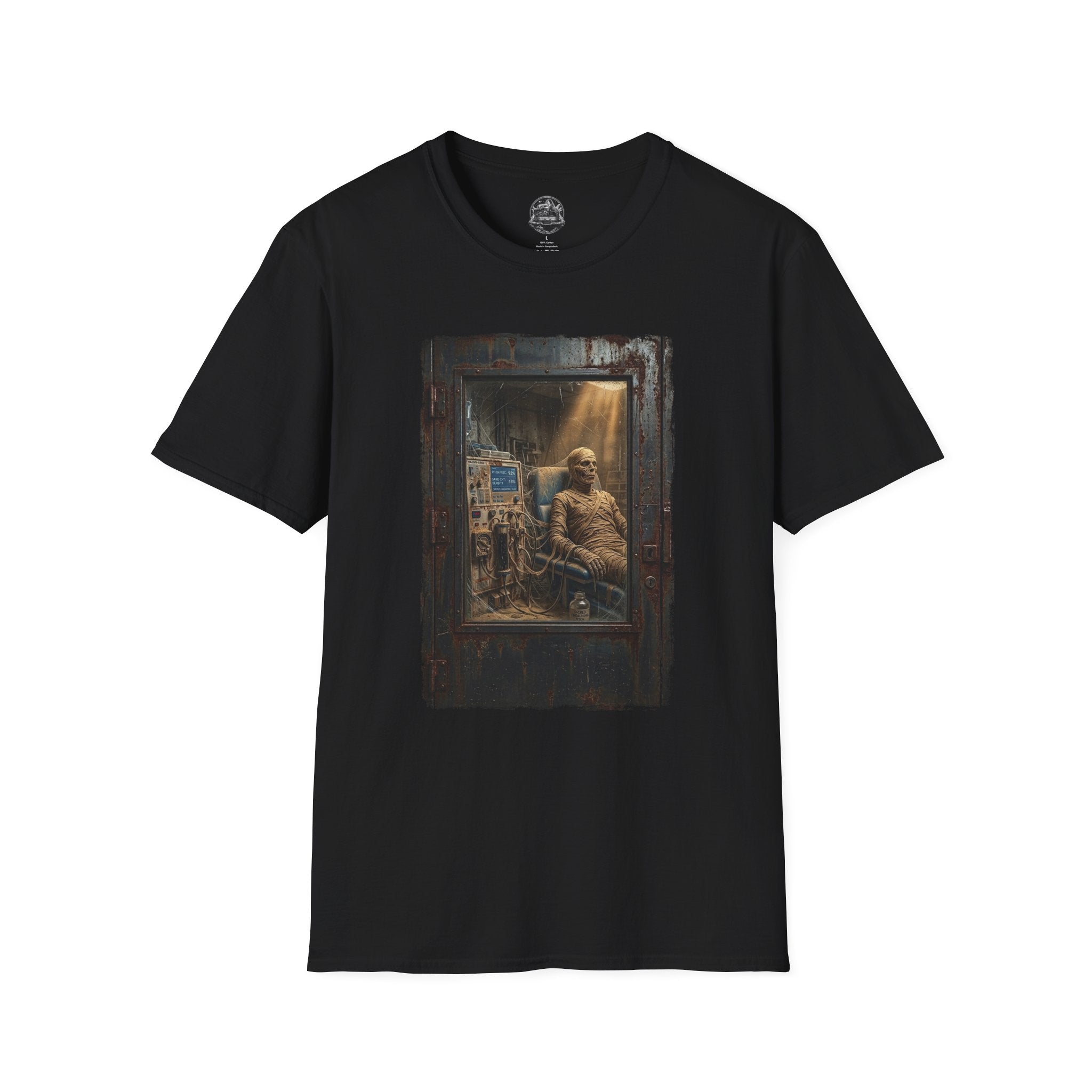 Horror Mummy Room Graphic T‑Shirt — Vintage Creepy Museum Scene Tee