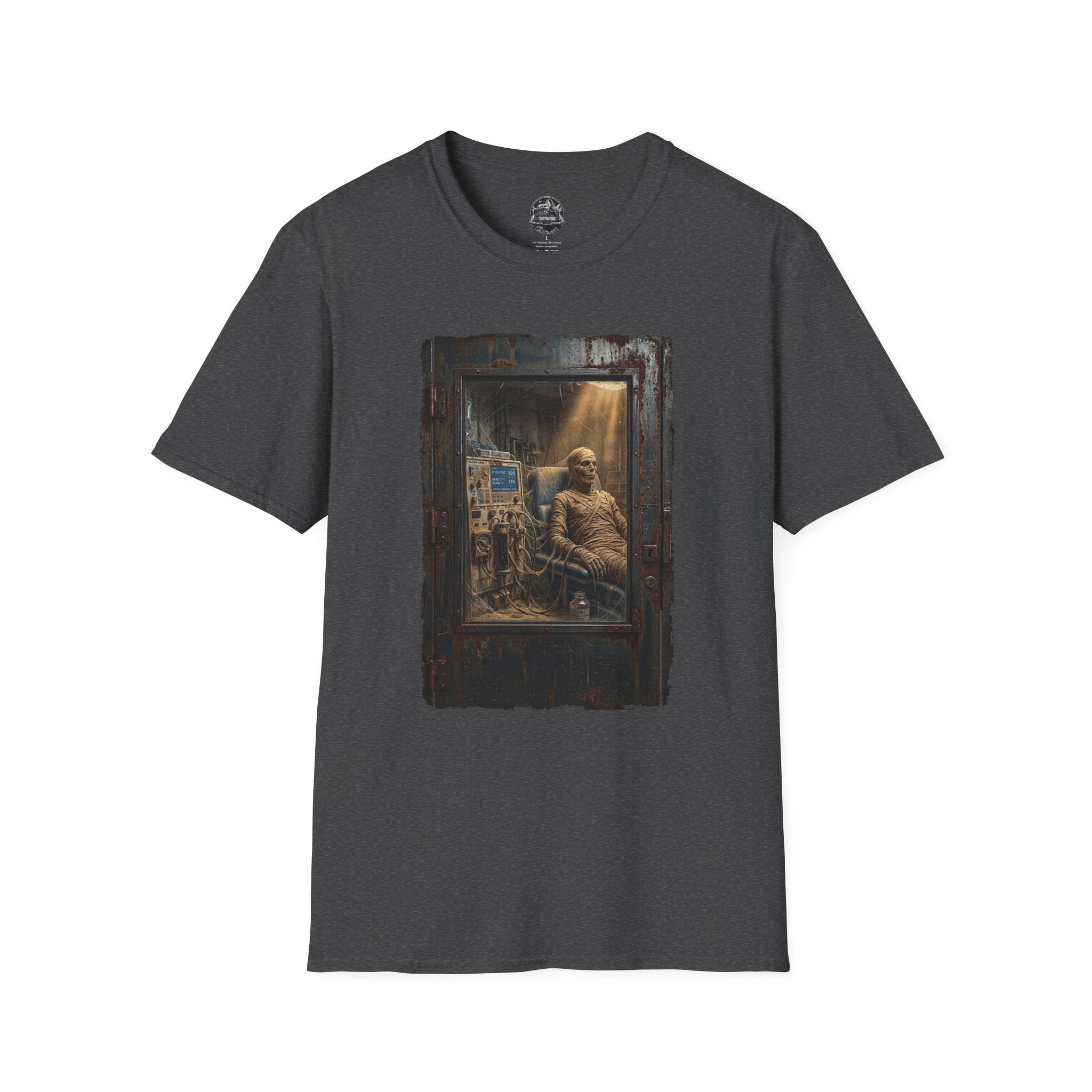 Horror Mummy Room Graphic T‑Shirt — Vintage Creepy Museum Scene Tee