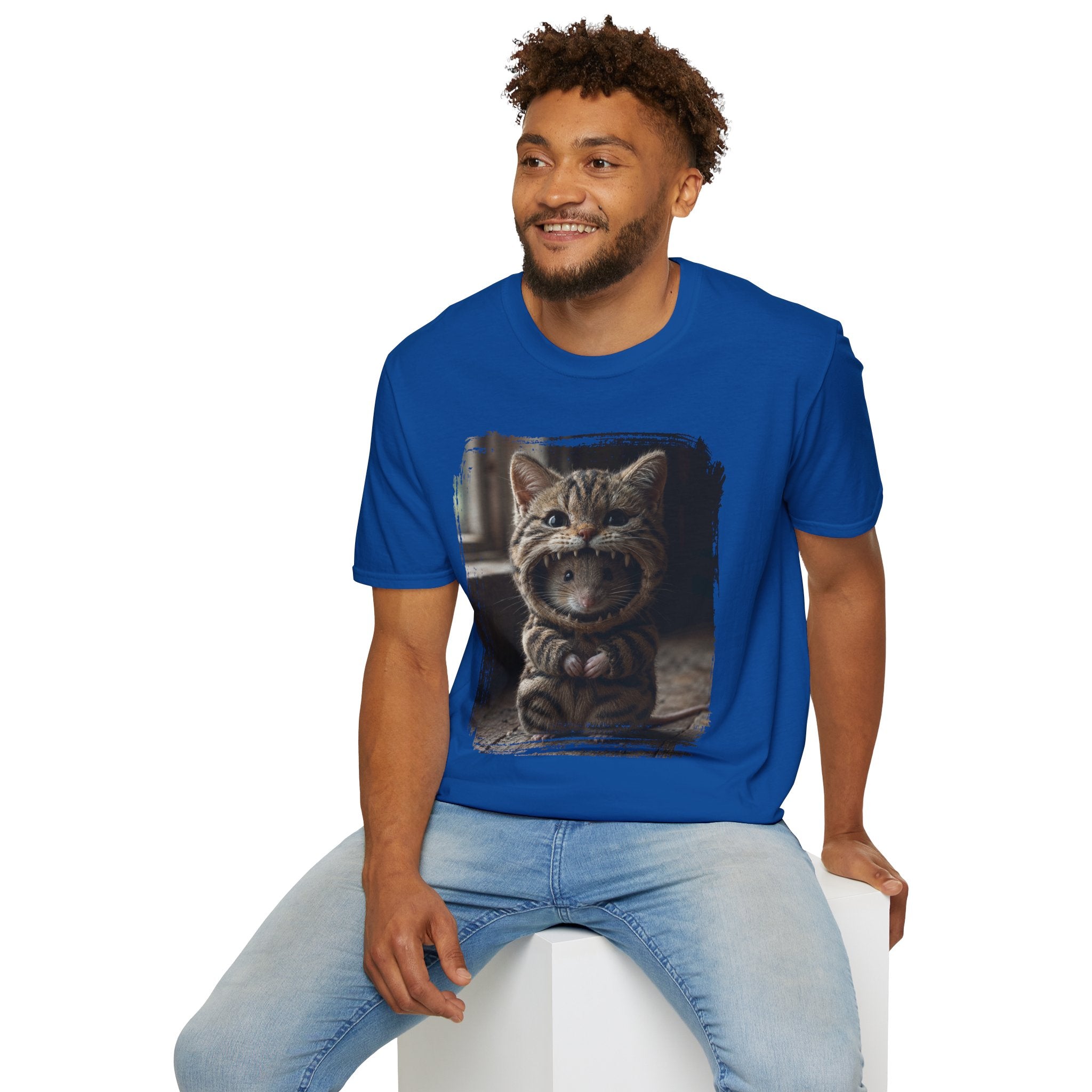 Cat Portrait T-Shirt — Cute Retro Tabby Face Print