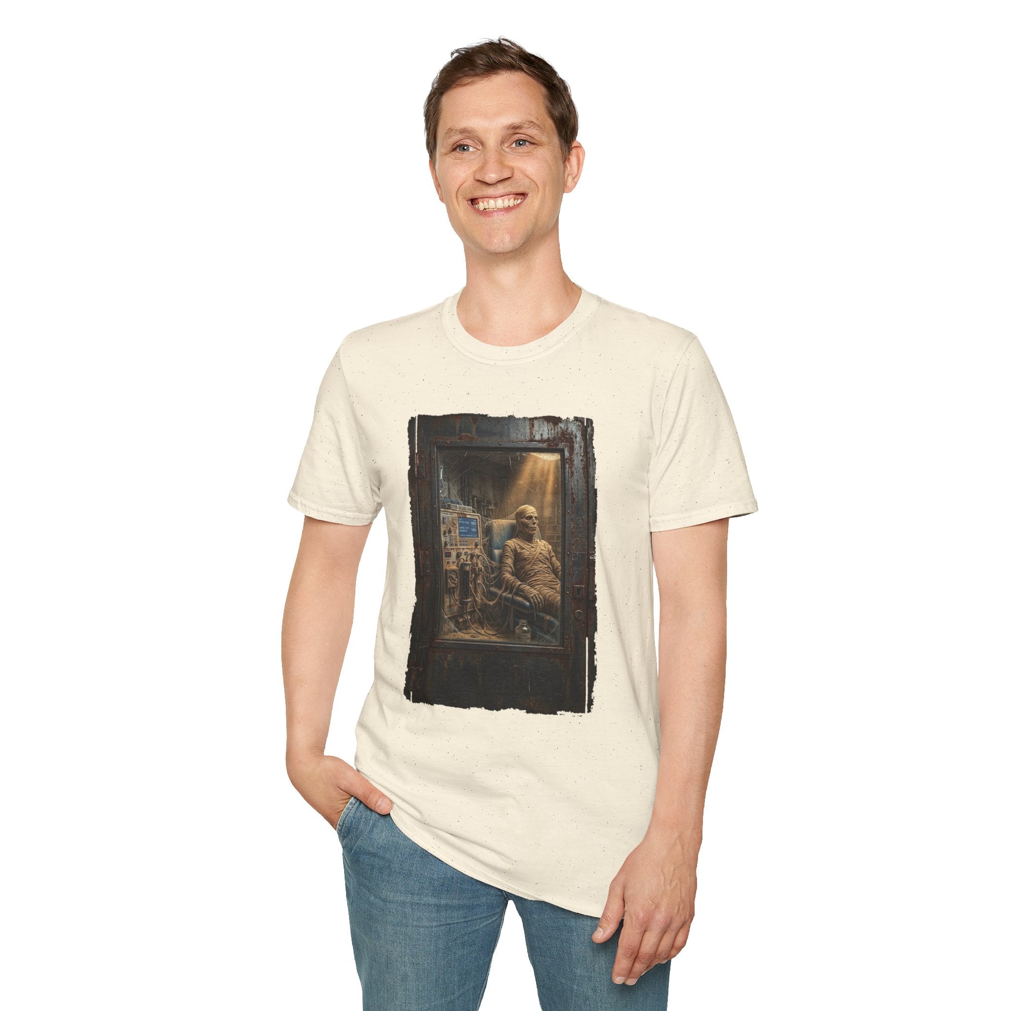 Horror Mummy Room Graphic T‑Shirt — Vintage Creepy Museum Scene Tee